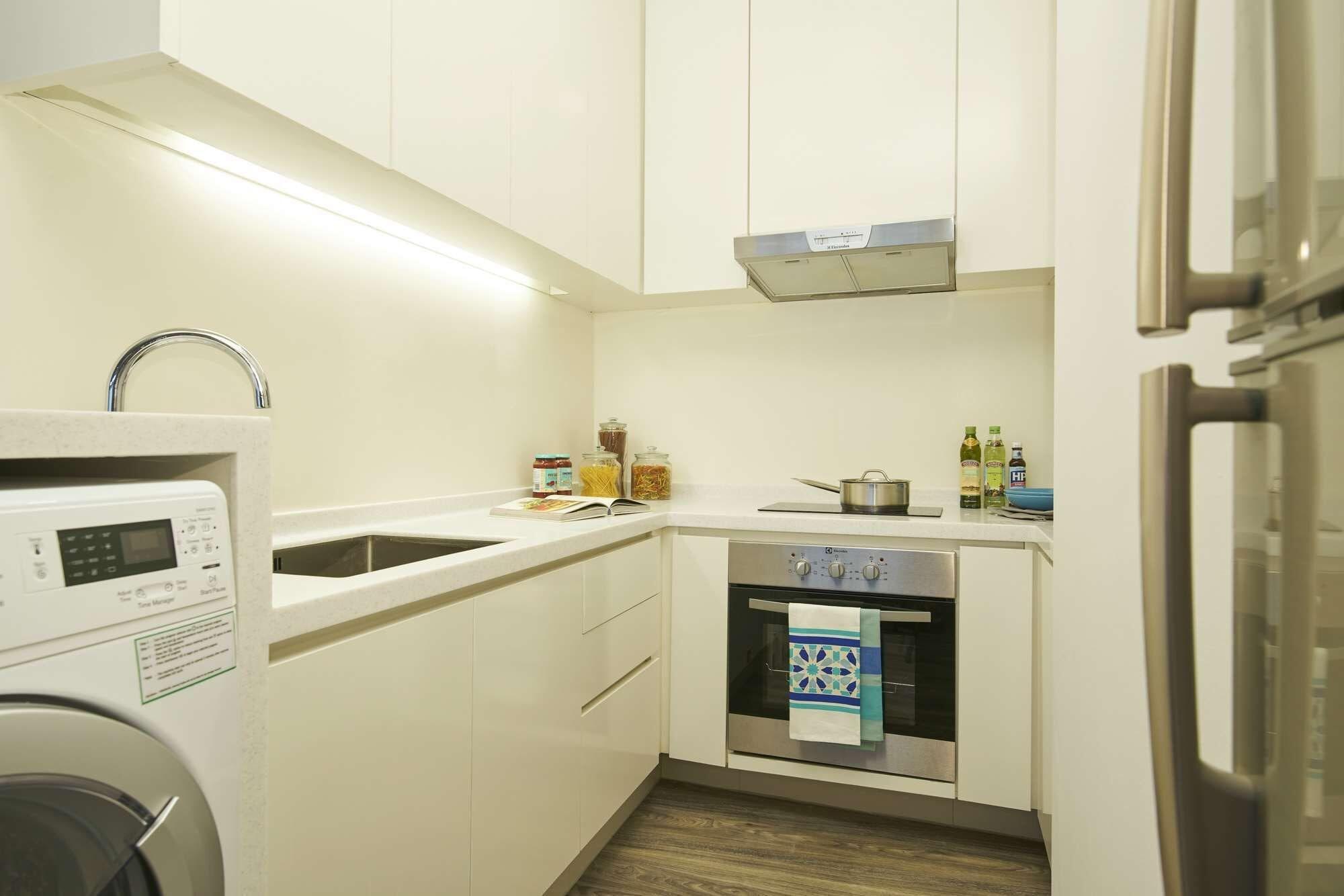 Parkroyal Serviced Suites Szingapúr Kültér fotó